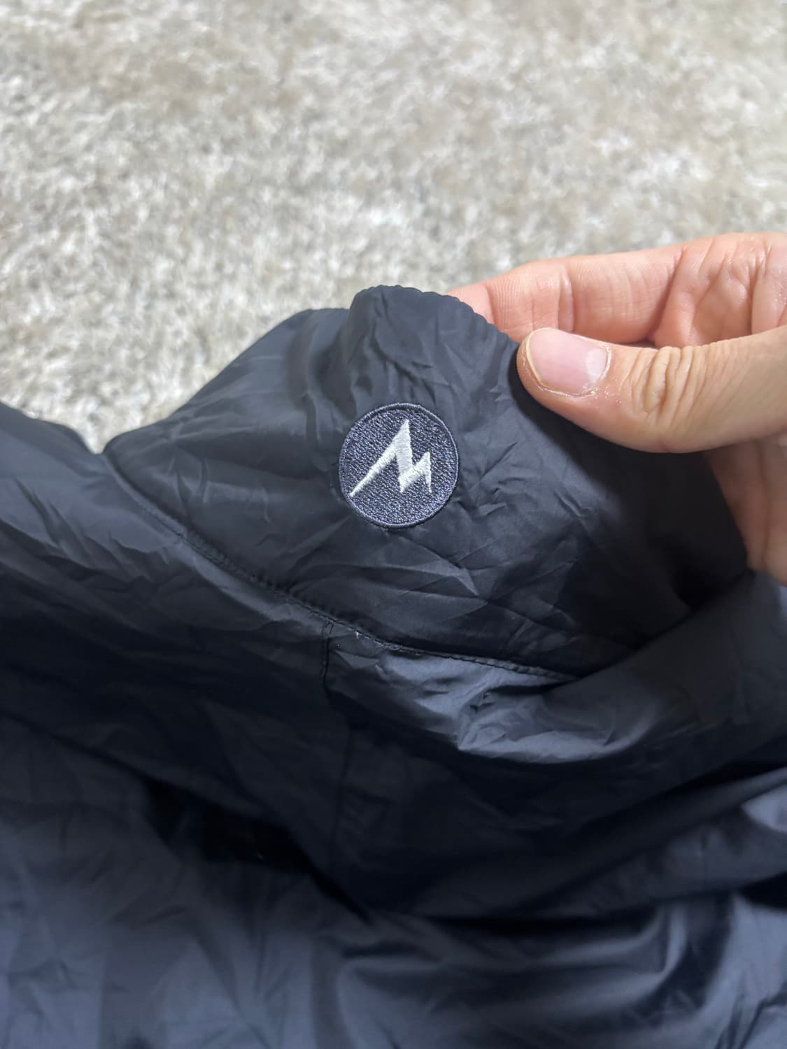 일본판 MARMOT 검정색 바람막이 사이즈 105-110 상품이미지9