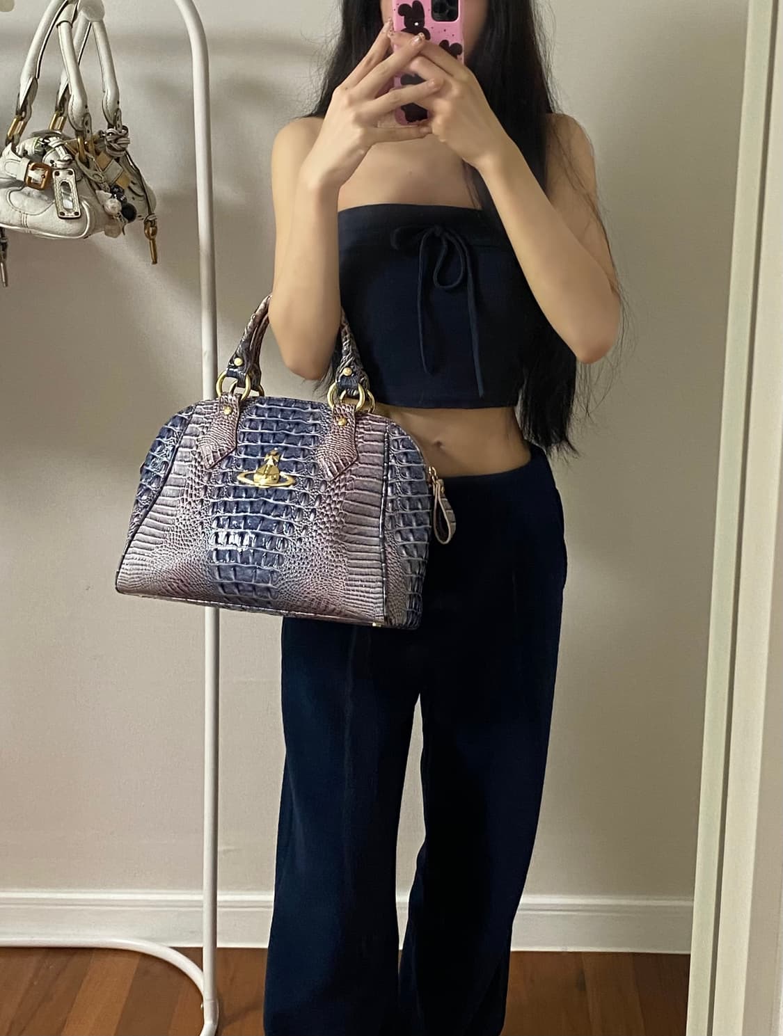 비비안웨스트우드 크로크 뱀피 토트백 상품이미지10