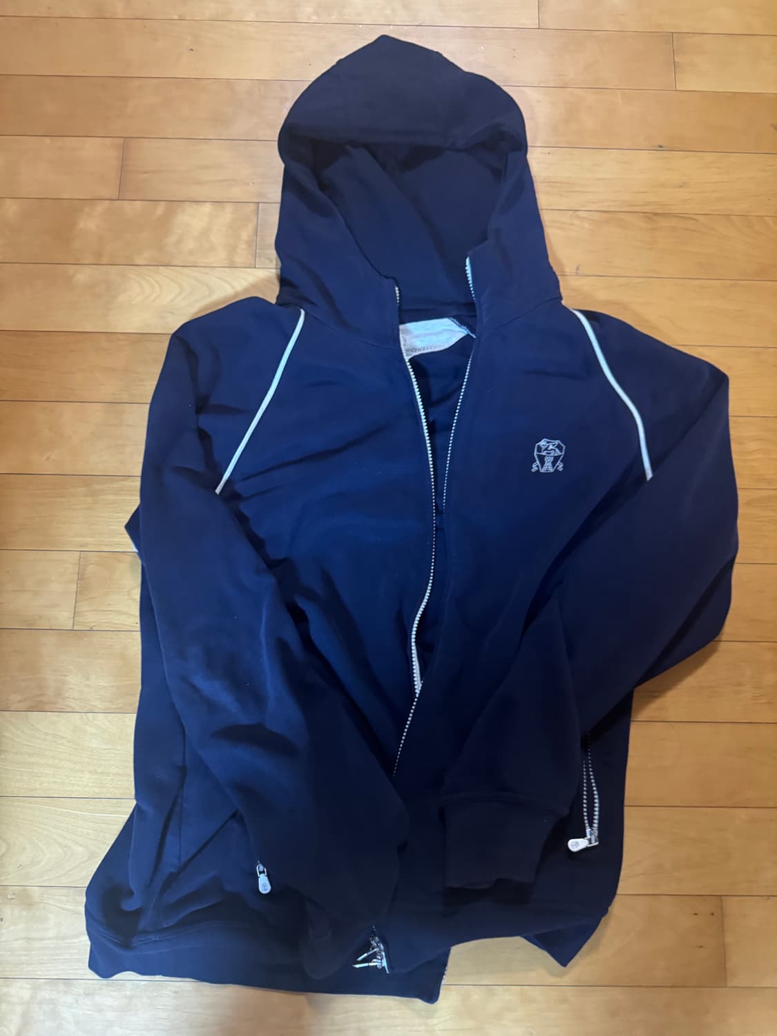 브루넬로 쿠치넬리 트레이닝 셋업 상품이미지2