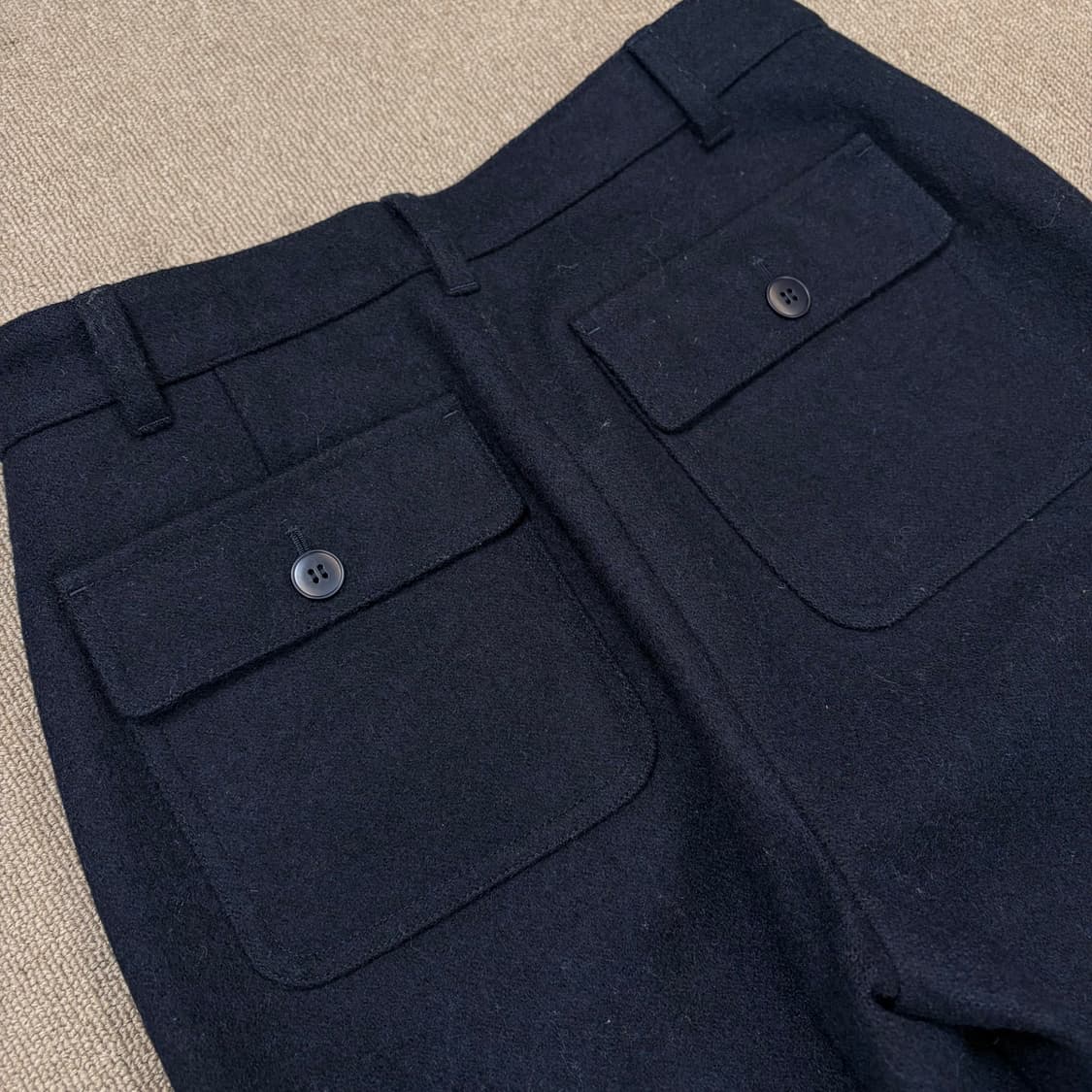 agnes b 아네스베 우먼스 세미와이드 울팬츠  상품이미지6