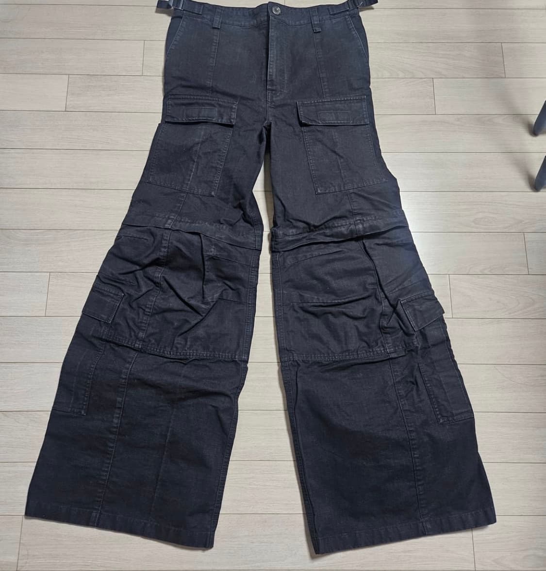 [S] 발렌시아가 립스탑 플레어 카고팬츠  상품이미지2