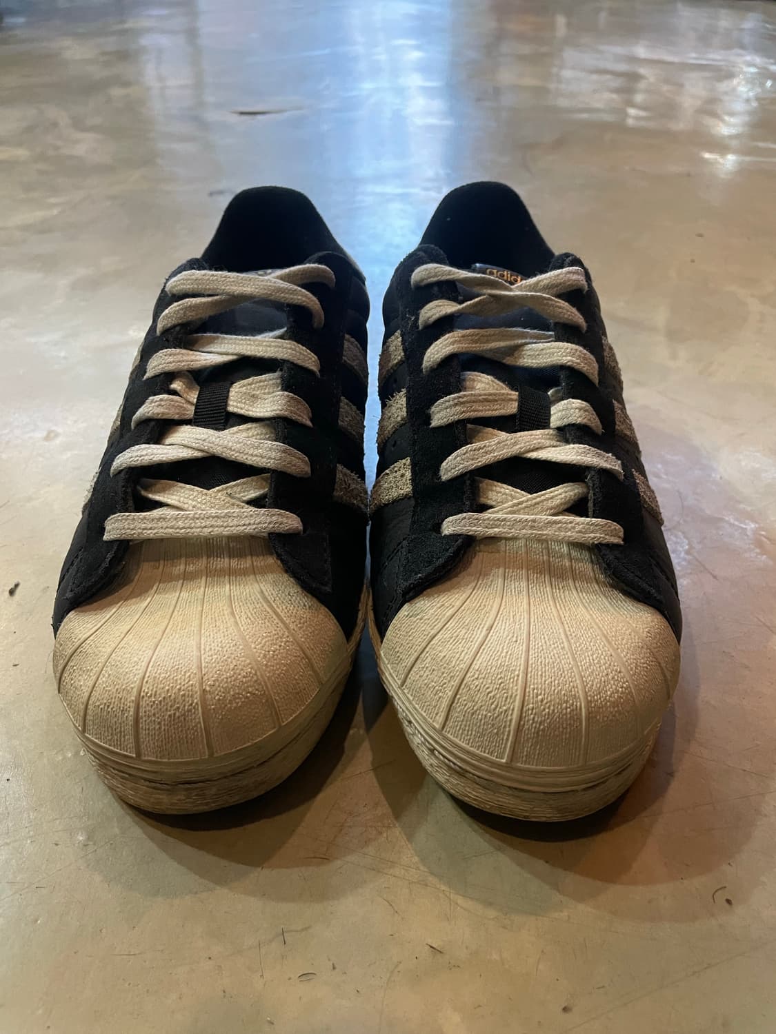 아디다스 슈퍼스타82 230 상품이미지2