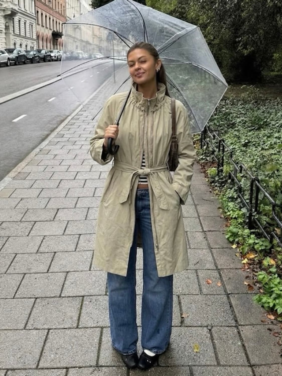 빈티지-아떼바네사브루노 셔링 스트렙 벨티드 하프 야상 자켓 상품이미지2