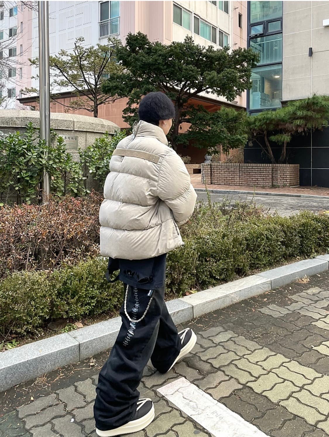 [S] 발렌시아가 스티커 배기 데님팬츠 상품이미지1