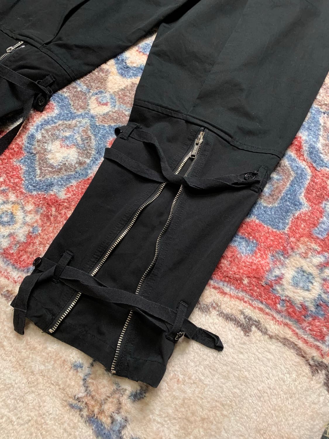 언더커버 20aw 클라운 하카마 본디지 팬츠 상품이미지3