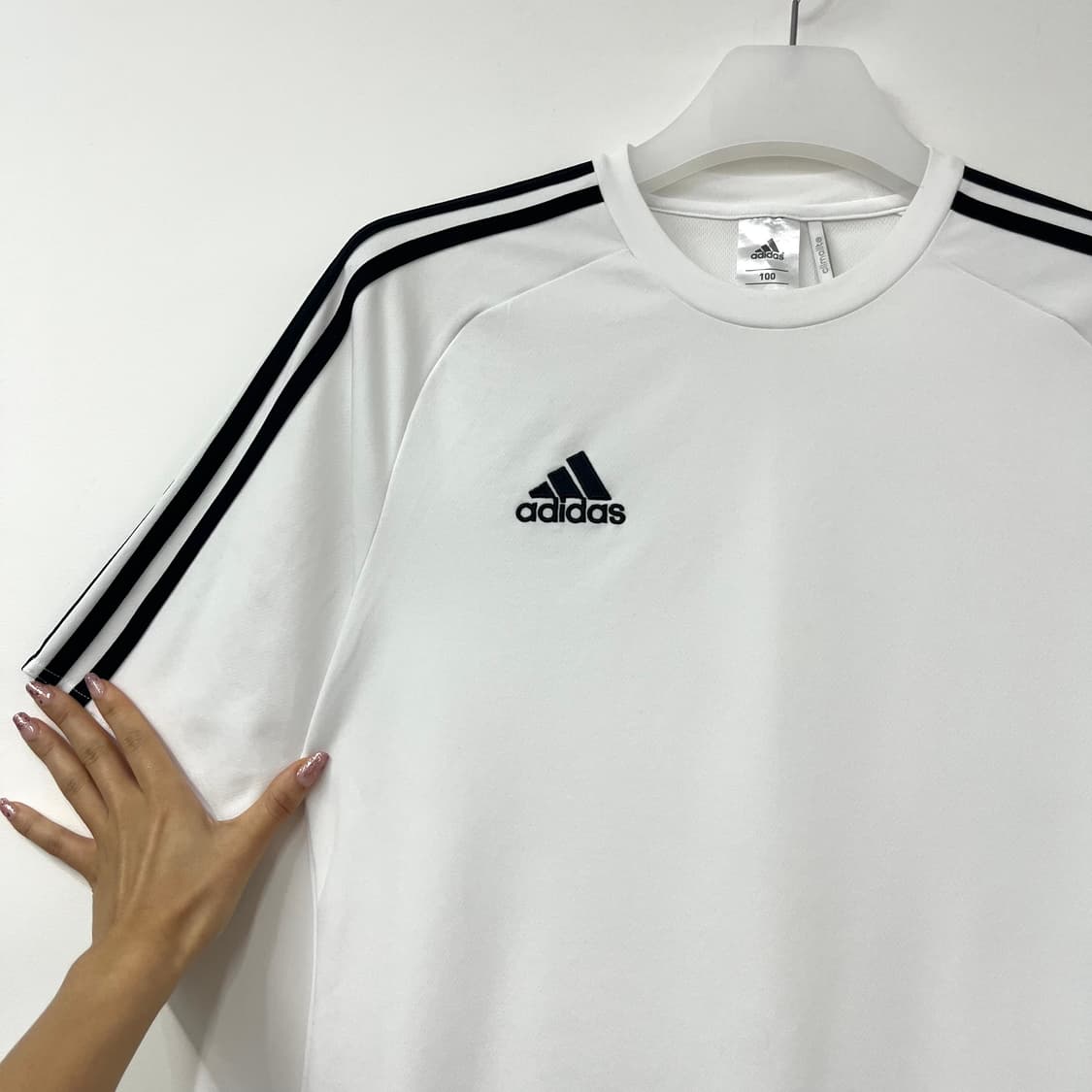 아디다스 흰검 기능성 반팔 티셔츠 상품이미지4