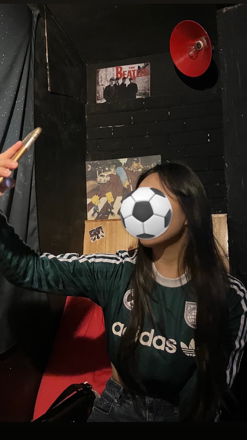 아디다스 풋볼코어 롱슬리브 크롭티 판매합니다 상품이미지3