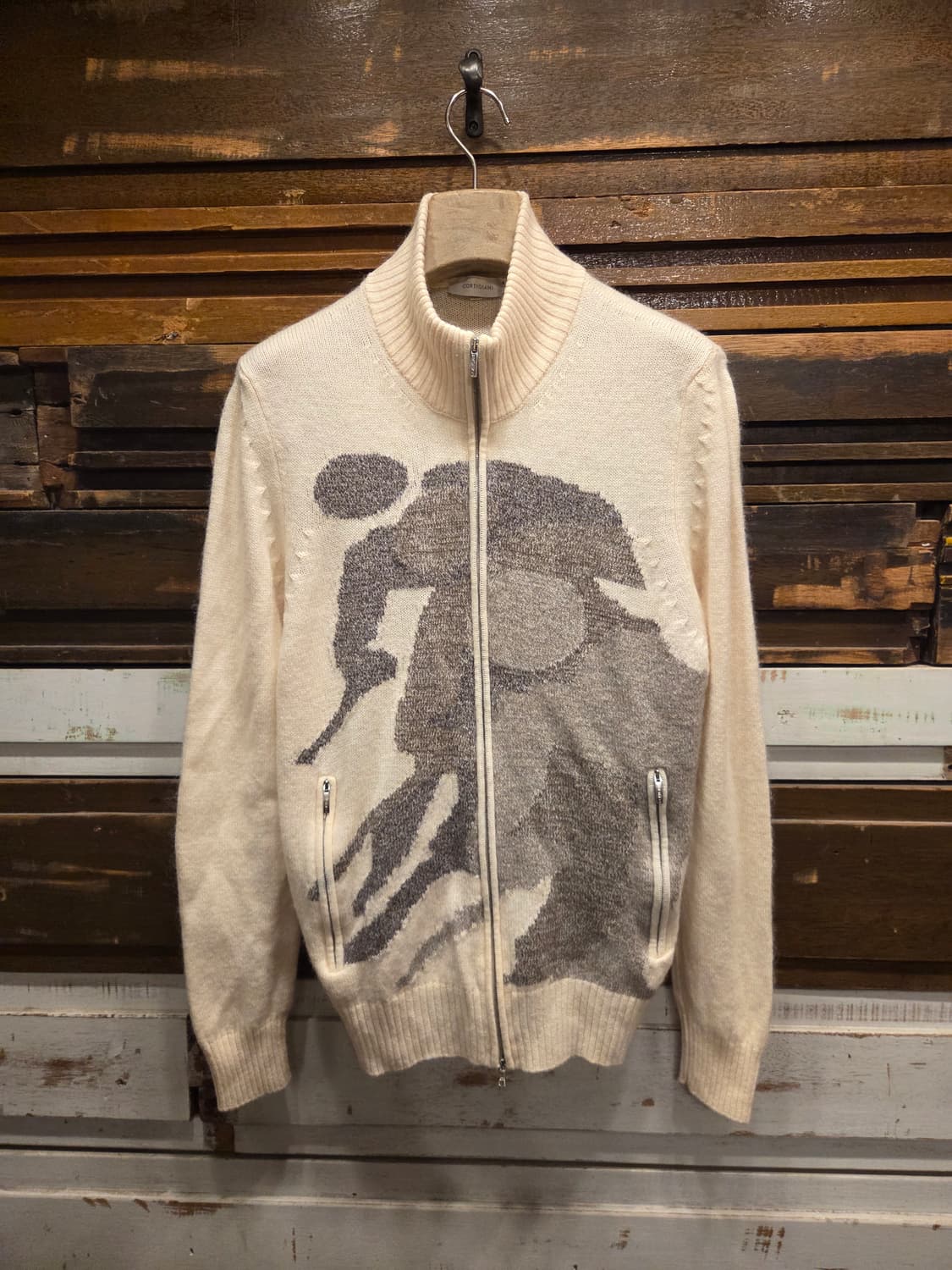 꼬르띠지아니 짚업니트 상품이미지1