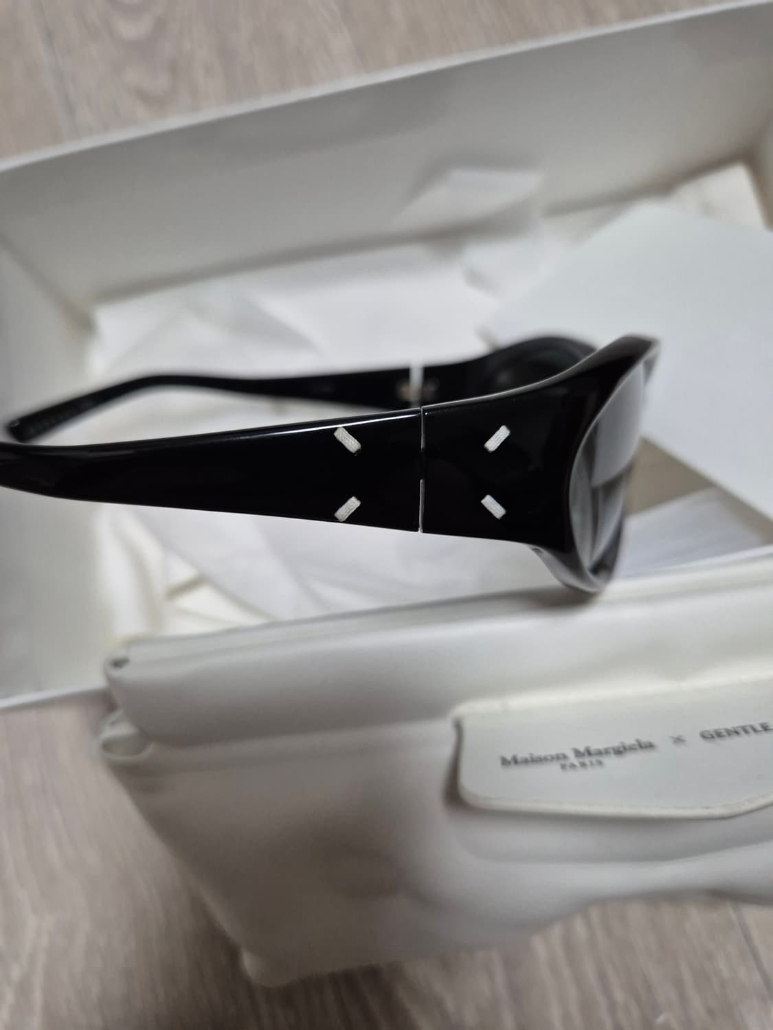 젠틀 몬스터 x 메종 마르지엘라 MM104 블랙 블랙 상품이미지3