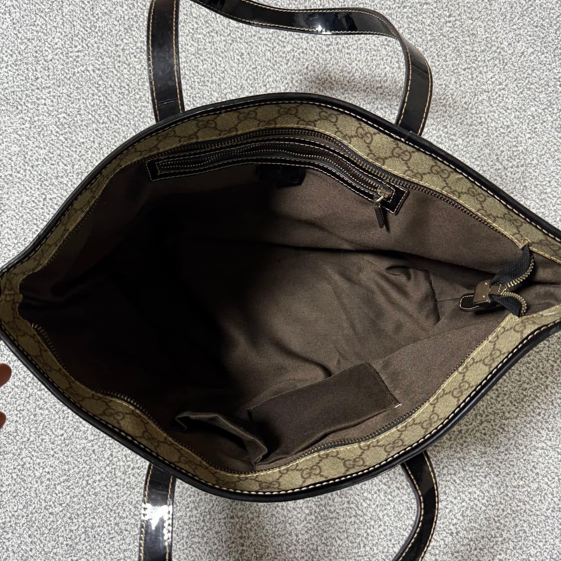 Gucci 구찌 GG 수프림 쇼퍼백 상품이미지8