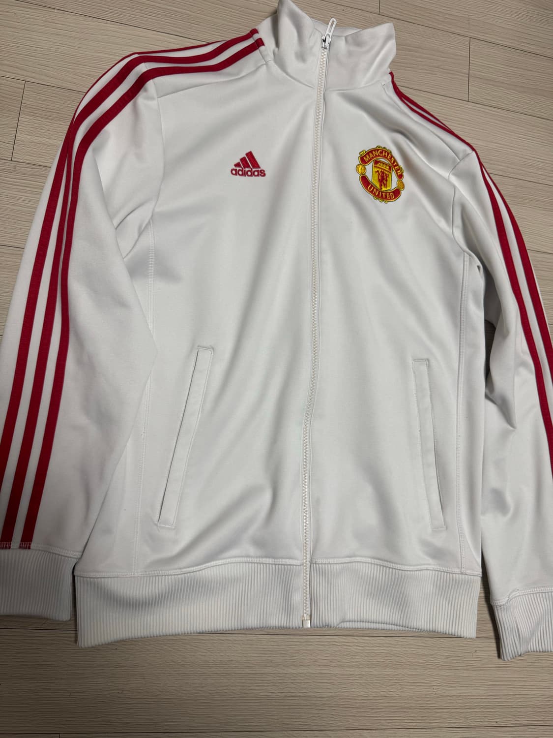 맨유 아디다스 져지 흰빨 m 95 상품이미지1