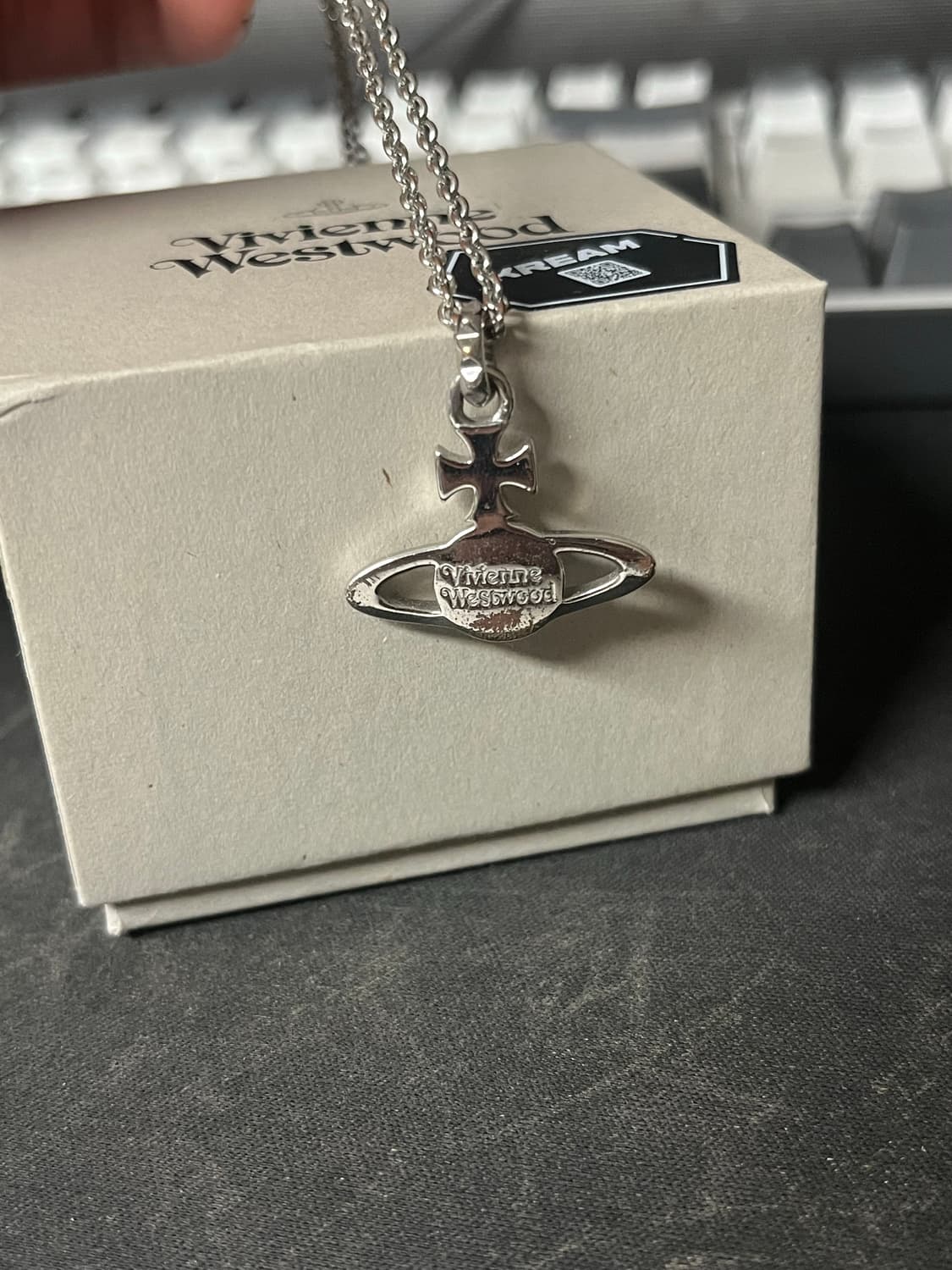 비비안웨스트우드 메이페어 바스 릴리프 상품이미지2