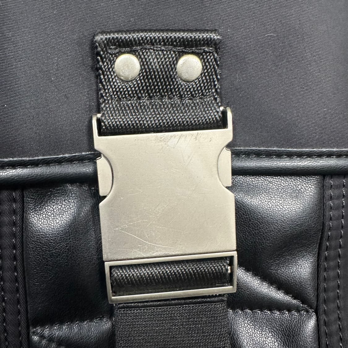 ✨ (바배) 메종미네드 메신저 버클 호보 크로스백  상품이미지5