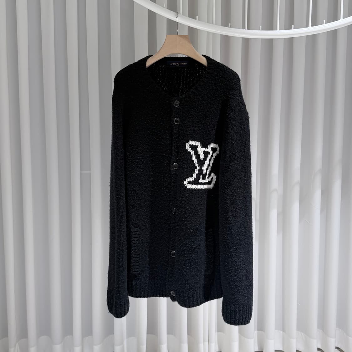 (A+급/XXL) / 루이비통 청키 인타르시아 시그니처 가디건 블랙 상품이미지1