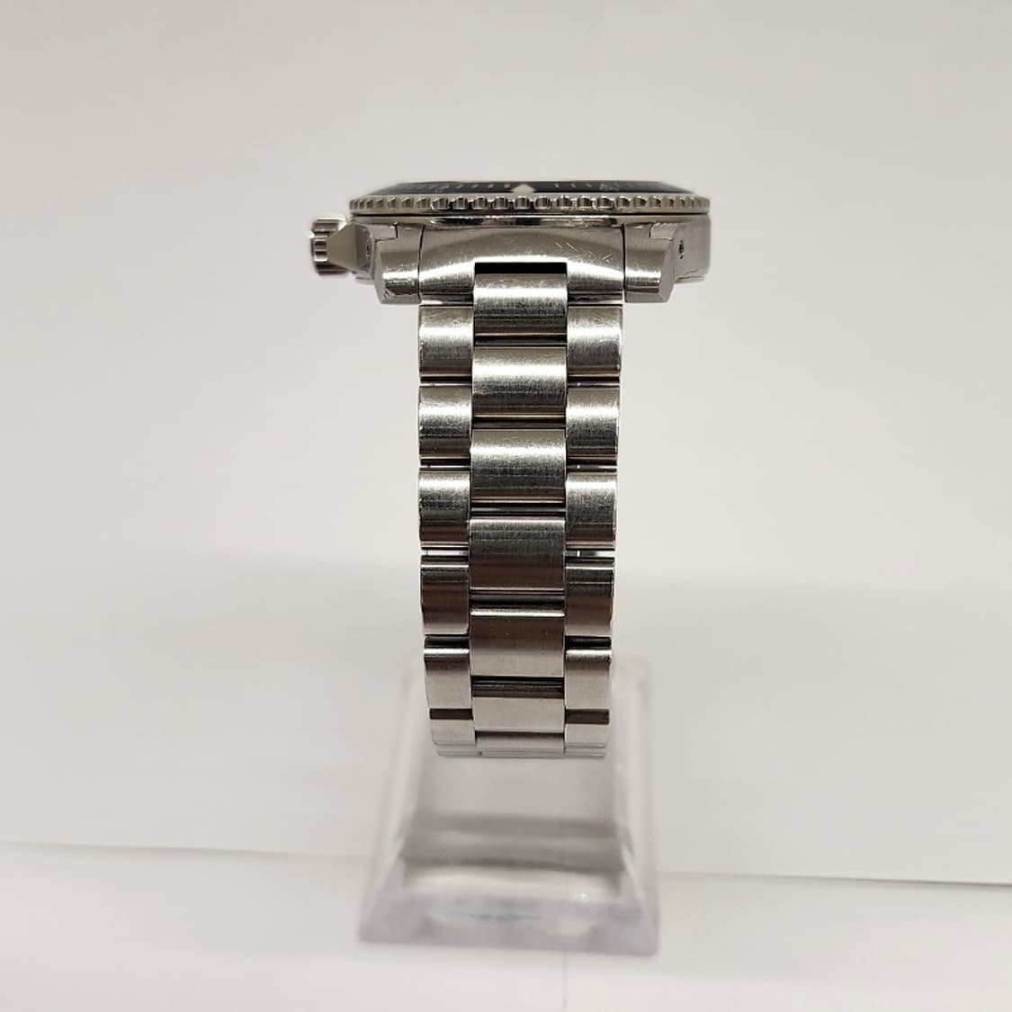 구찌 136.3 다이브 쿼츠 스틸 남성시계 40mm 상품이미지5