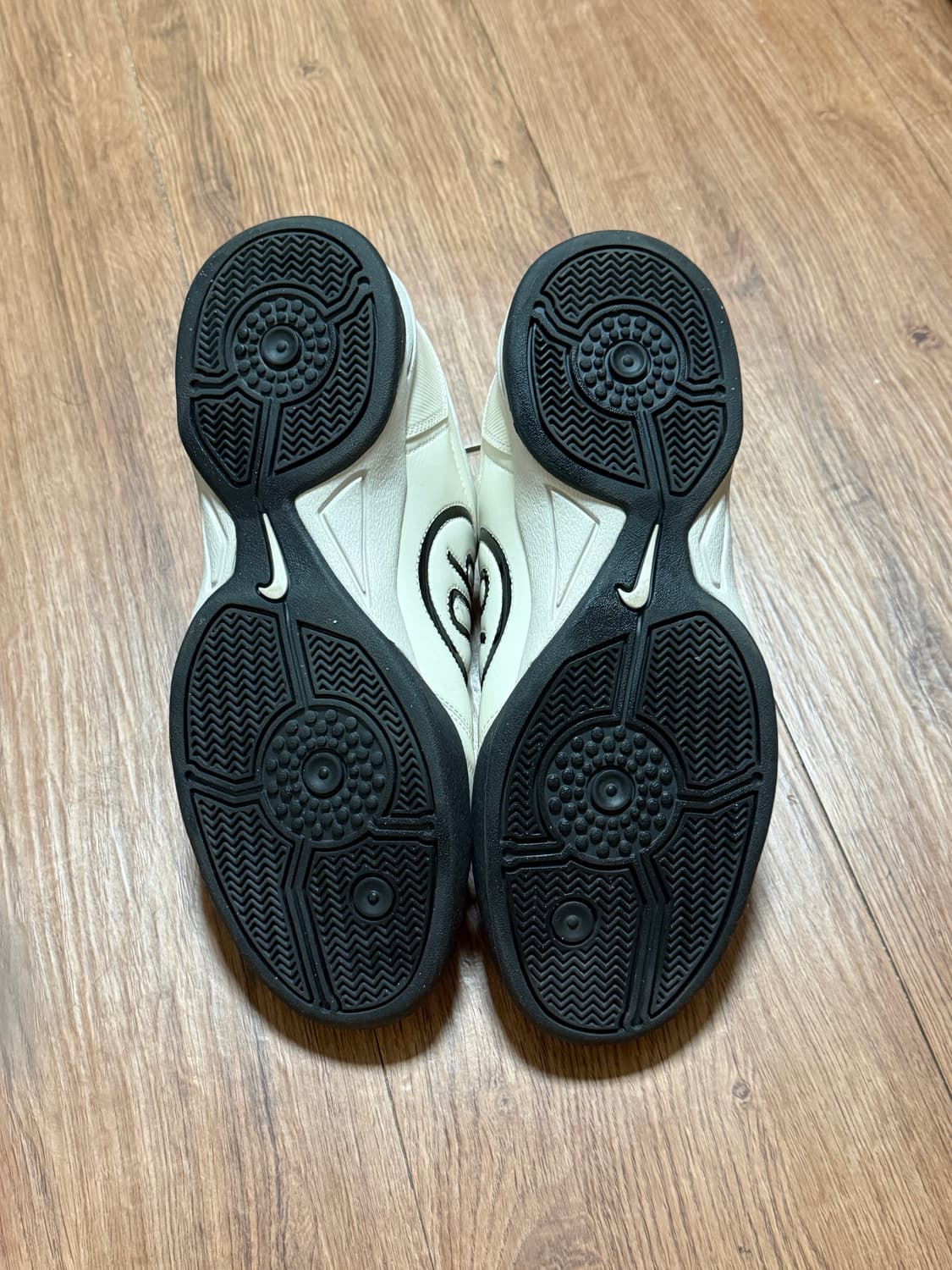 나이키 토탈90 운동화 260 판매합니다 상품이미지3