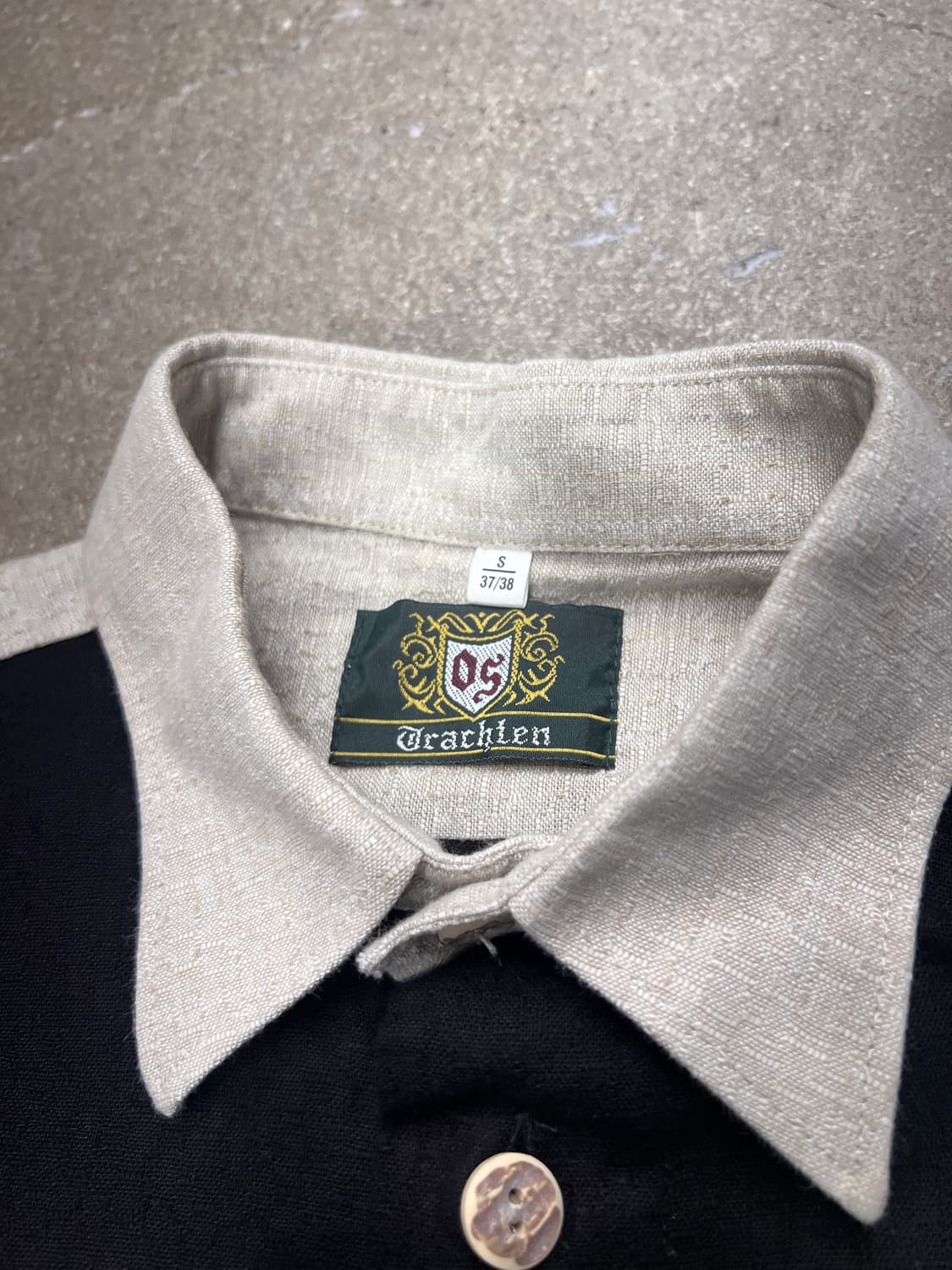  독일 OS Trachten 바바리안 자수 블랙 셔츠 상품이미지5