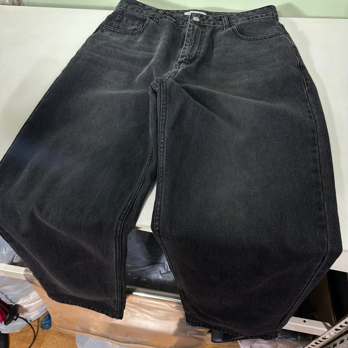 M 마크곤잘레스 세미와이드 일자핏 빈티지블랙워시드 데님팬츠 상품이미지3