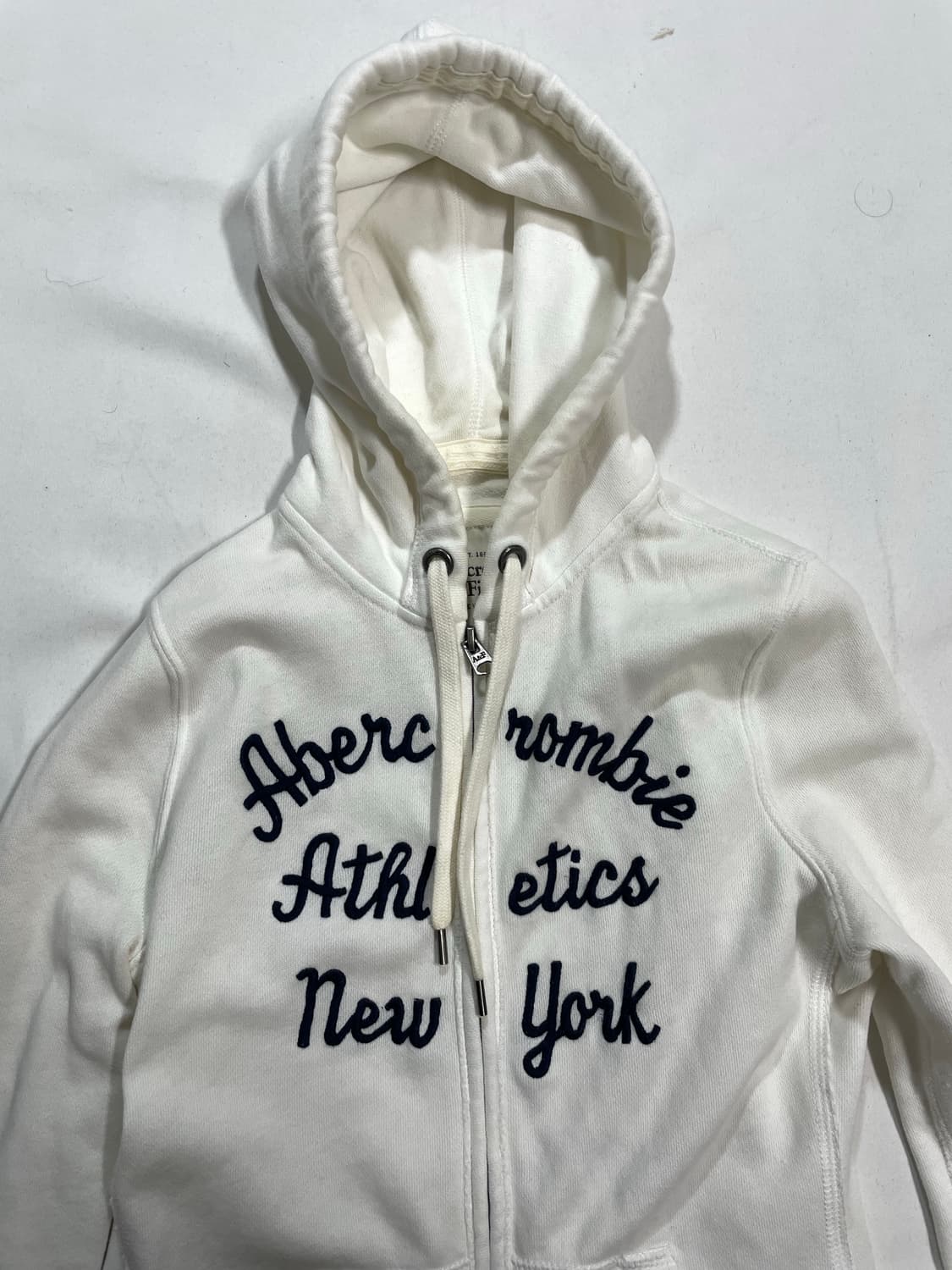 아베크롬비 y2k 화이트 딱붙 후드집업 상품이미지3