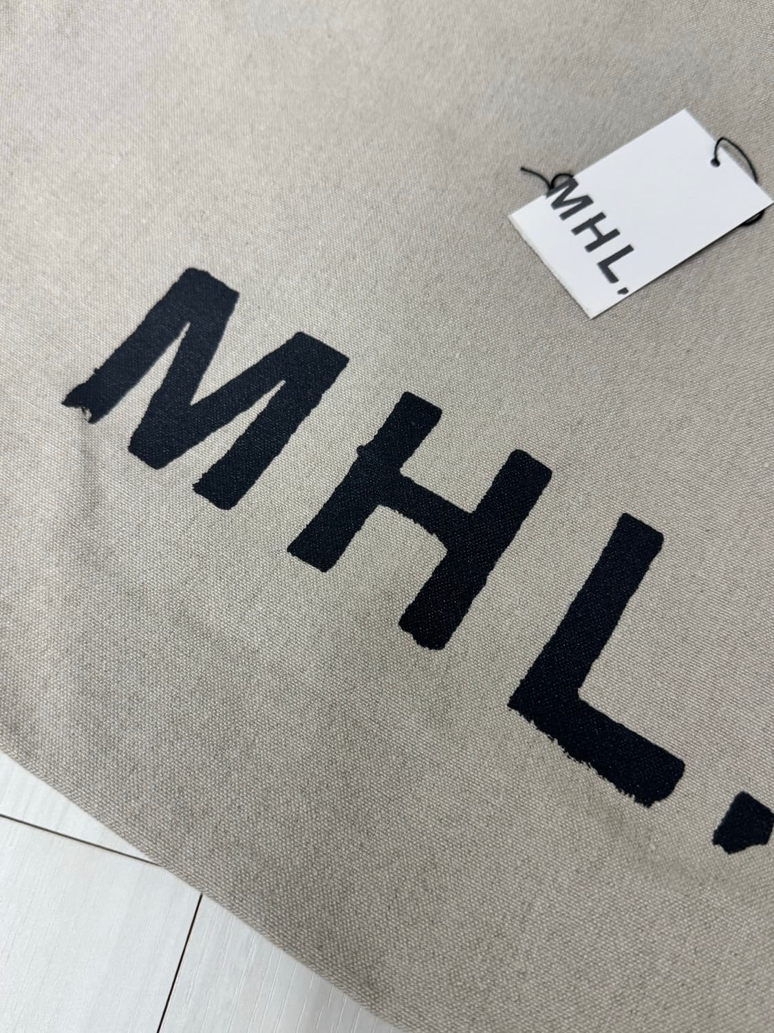 MHL 매장 구매 정품 헤비 코튼 크로스 캔버스백 상품이미지2