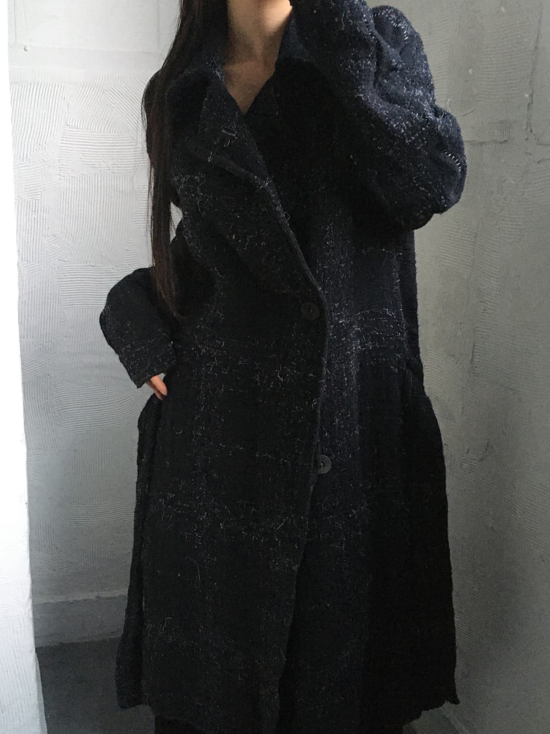 TRANSIT 트랜짓 블랙 컬러 스티치 롱 코트 상품이미지6