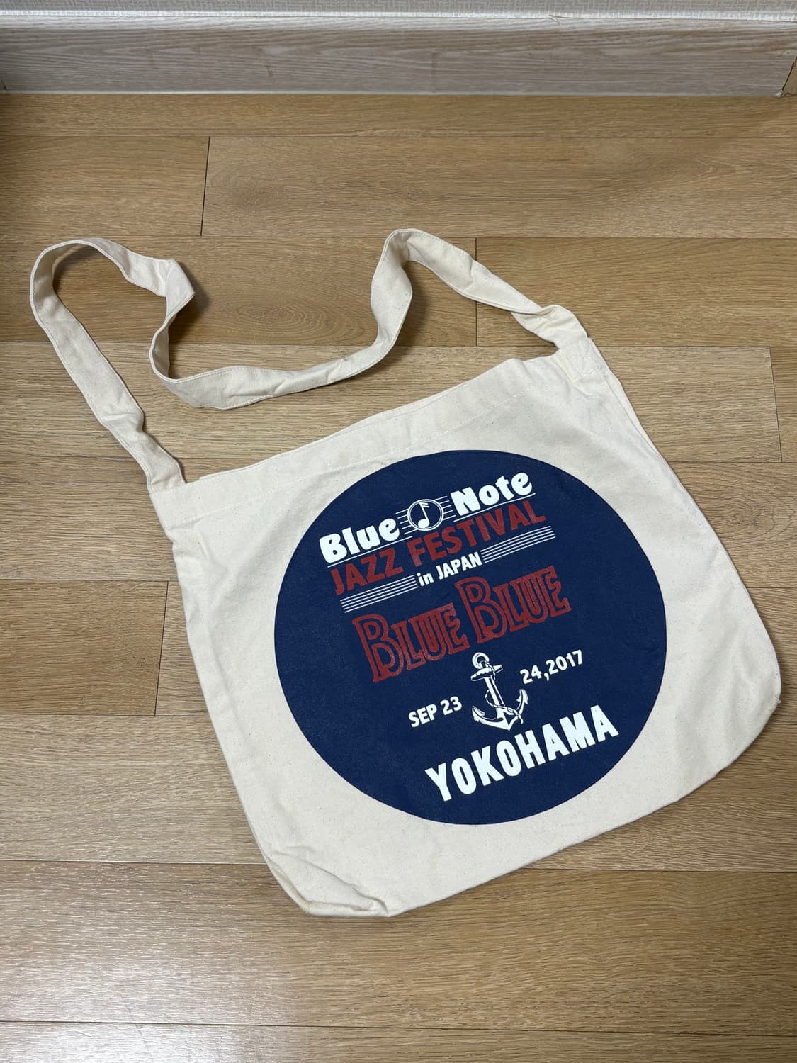 블루블루재팬 요코하마 재즈 페스티벌 한정 에코백 캐피탈 비즈빔 상품이미지1