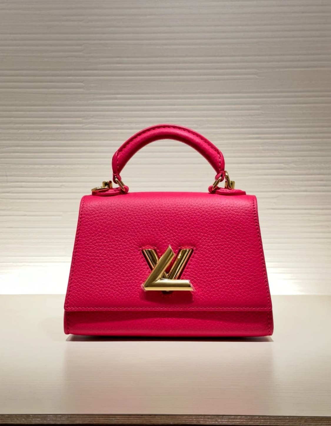 [정품] 루이비통 트위스트 원 핸들 BB(m21590) 새제품 상품이미지8