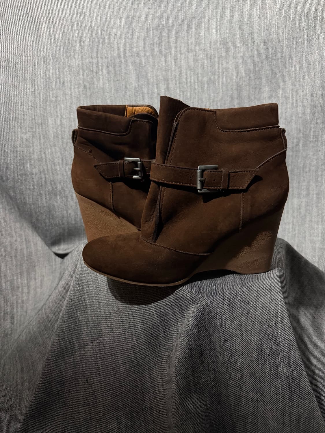 바네사브루노 스웨이드 웨지힐 상품이미지4