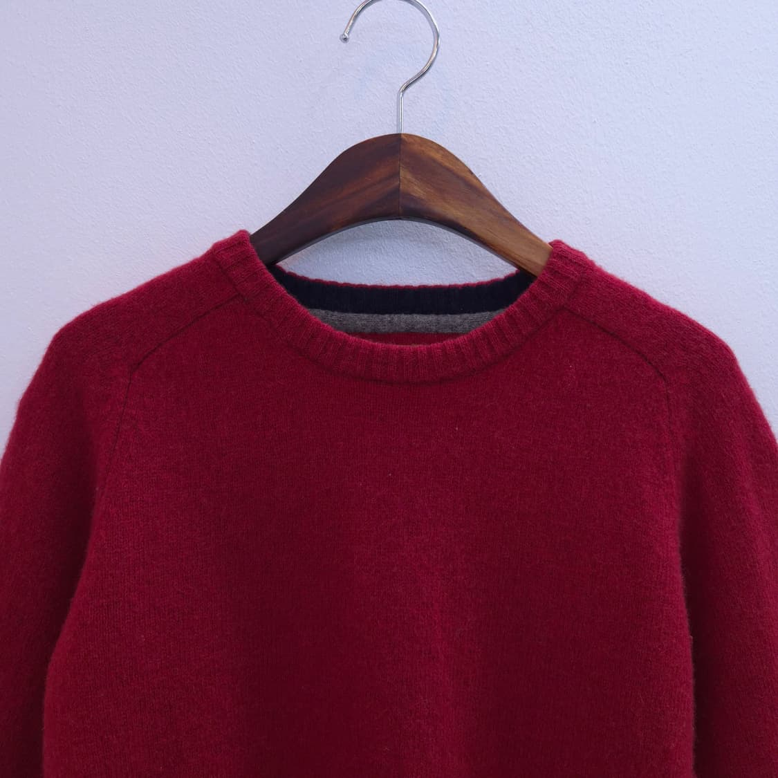 울100%  다크레드 크루넥 니트 상품이미지2