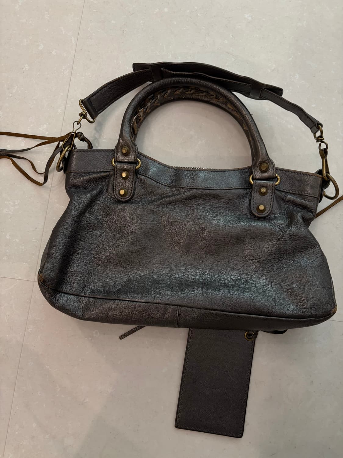 발렌시아가 모터백 스몰 상품이미지2