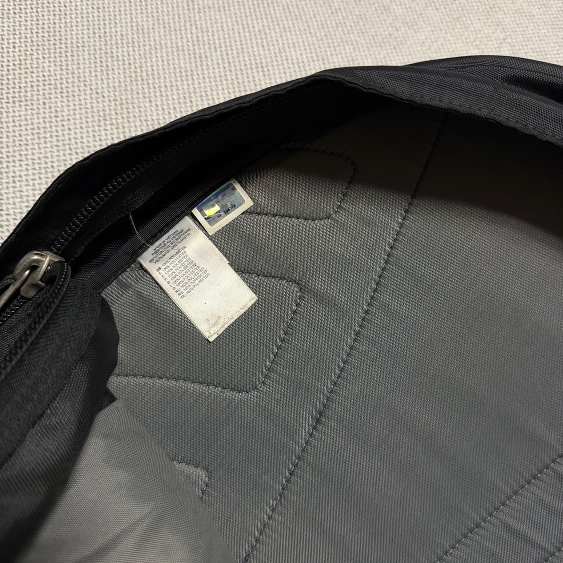 노스페이스 제스터 블랙 백팩 상품이미지2