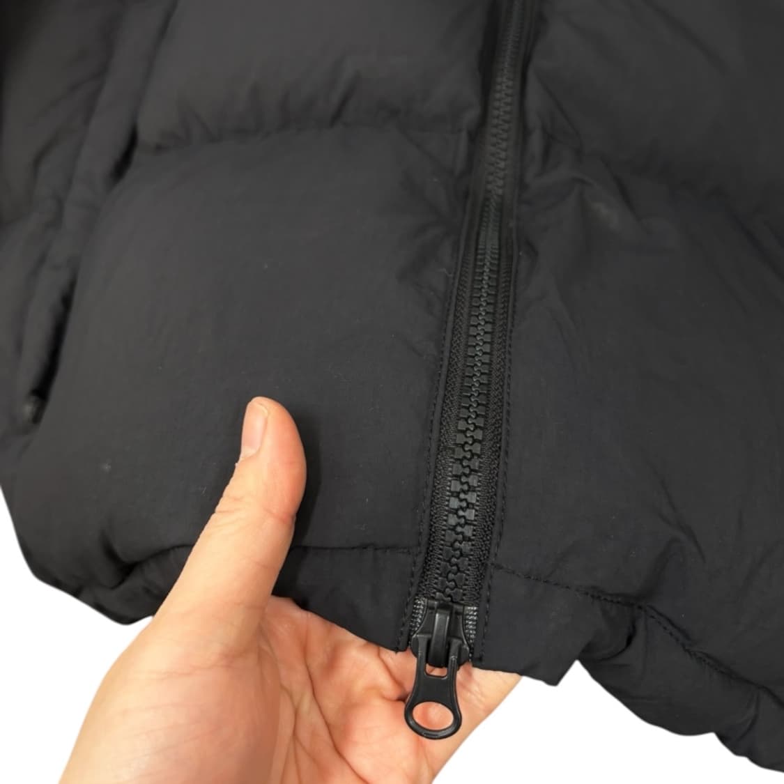 아웃도어 프로덕트 다운패딩 상품이미지6