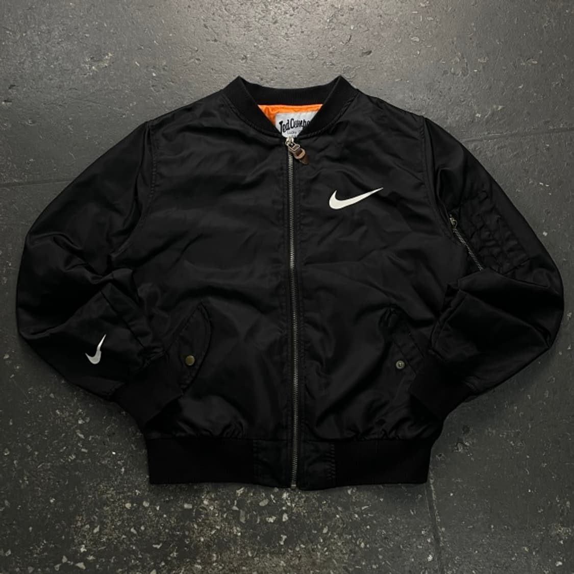 100 데드컴퍼니 나이키 MA-1 항공점퍼 상품이미지1