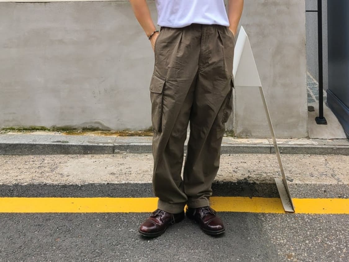 [L] 유니클로 와이드핏 파라슈트 카고팬츠 상품이미지3