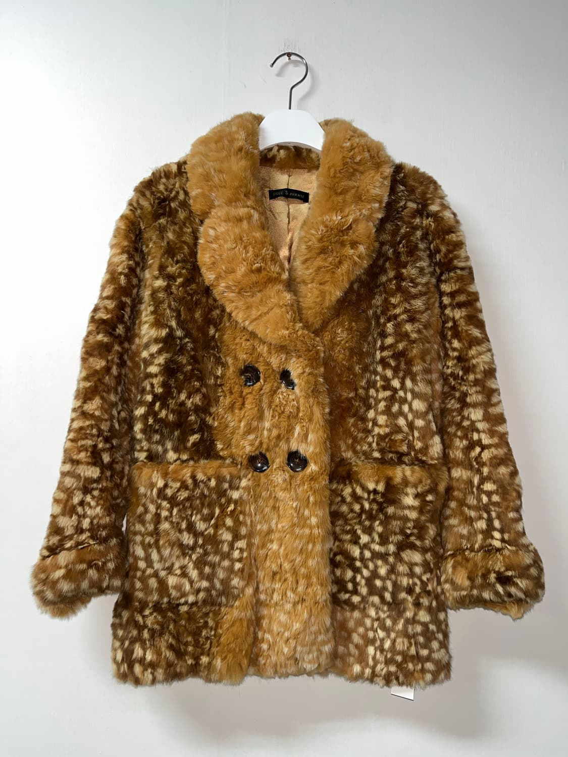 FREE'S PHRASE 퍼 코트 상품이미지1