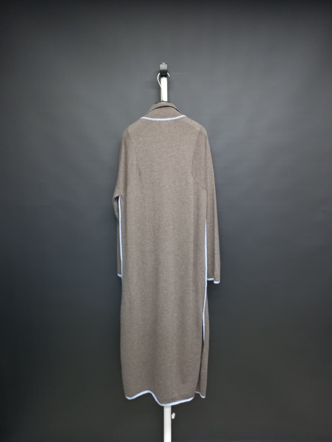 새 폼 스튜디오 FOURM 춘추동 맥시 롱 니트 윈피스 F 44-77 상품이미지2