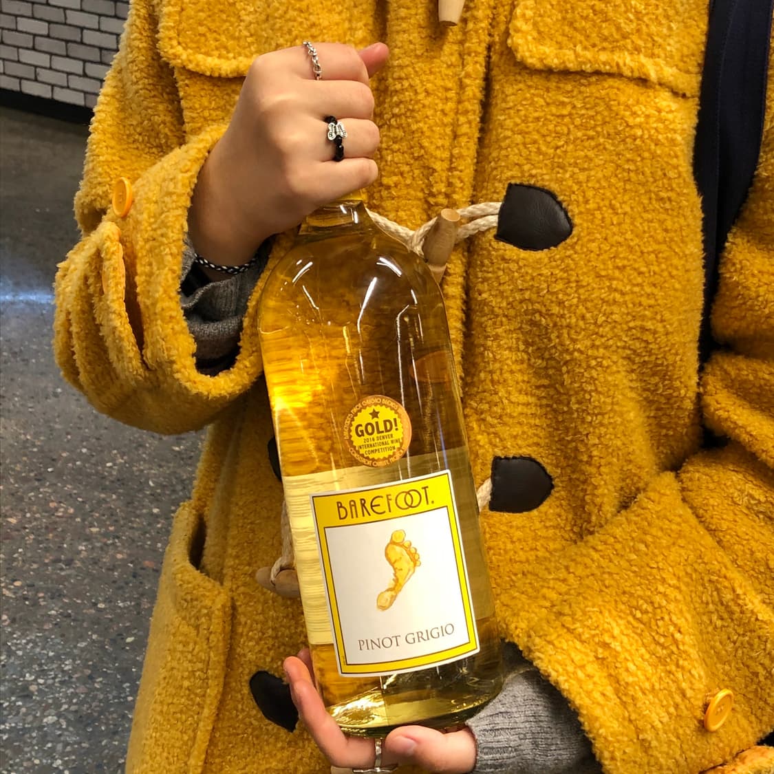 노란색 떡볶이 코트 상품이미지1