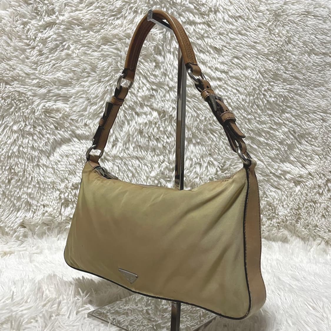 프라다 00s 테수토 나일론 호보백 상품이미지1