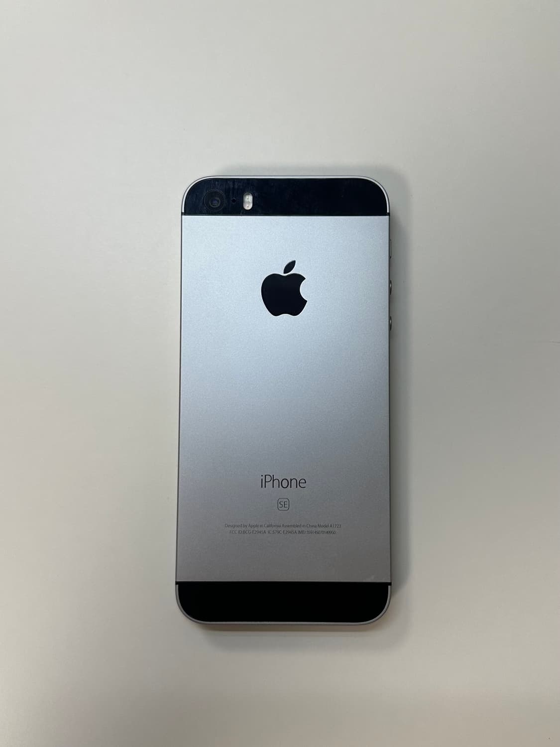 아이폰 se1 스페이스 그레이 상품이미지1