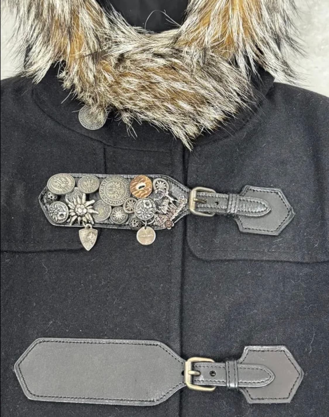 프라다 그라데이션 레더 퍼 후드  더플 코트 XS 상품이미지2