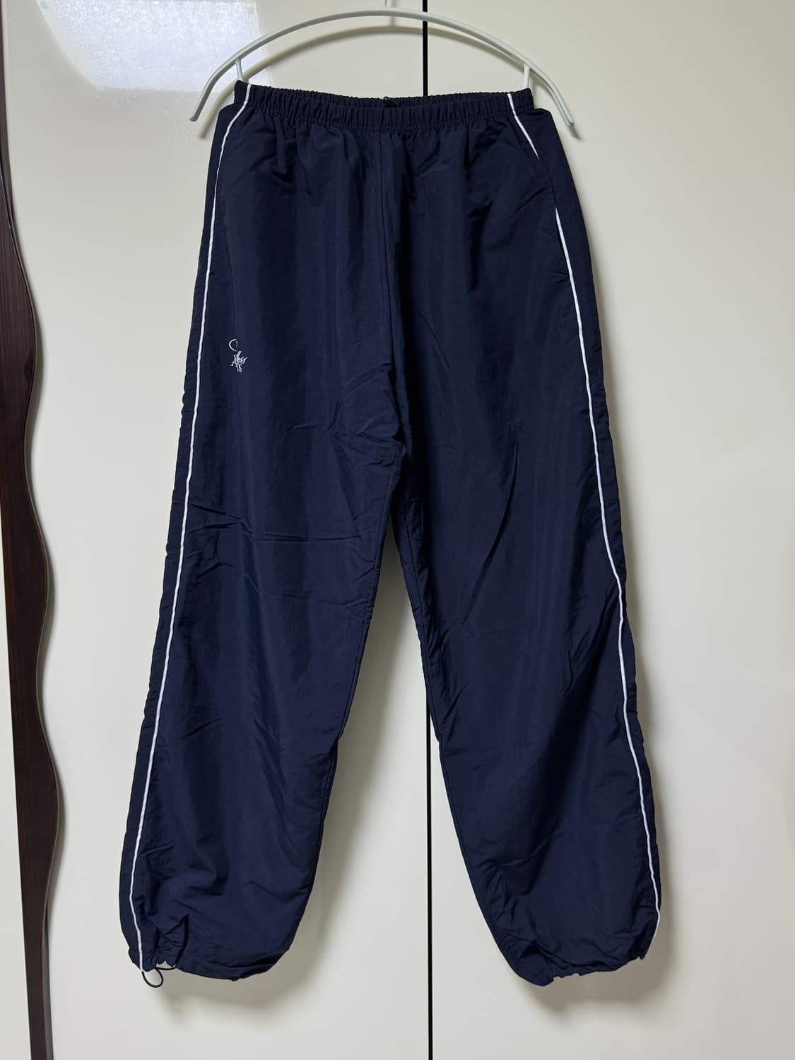 어텐즈 80s Retro Nylon Pants 나일론 팬츠 다크네이비 상품이미지3