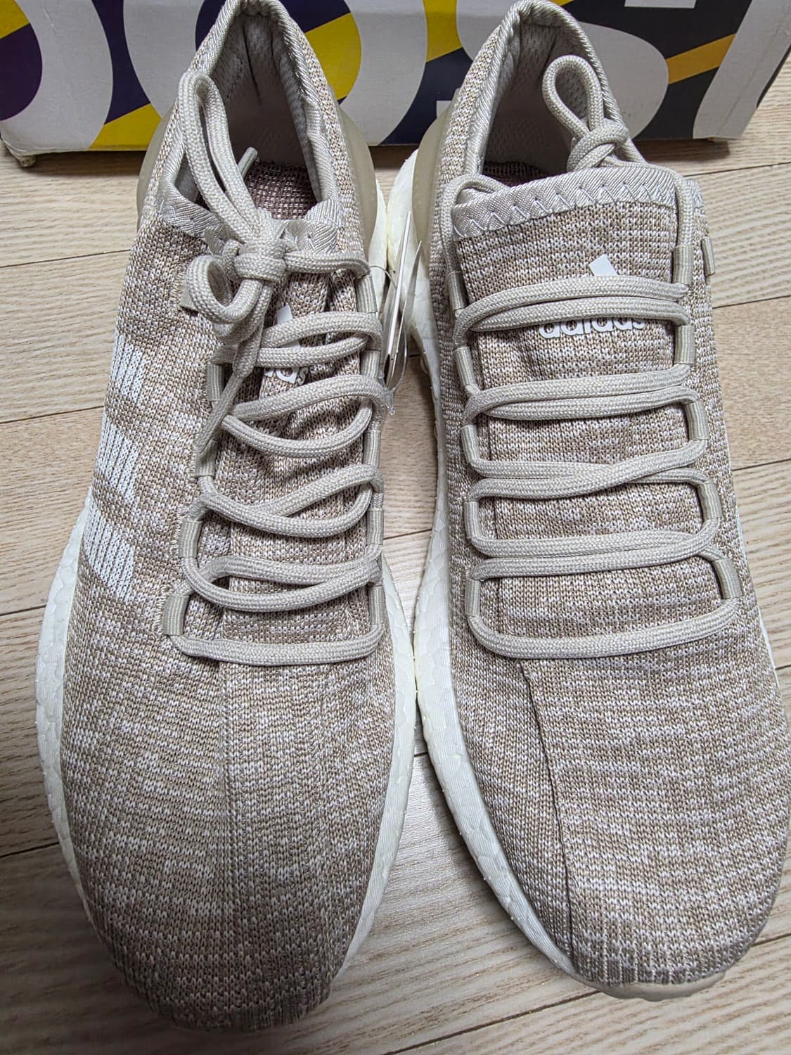 아디다스 퓨어부스트 베이지색상 285사이즈 상품이미지1