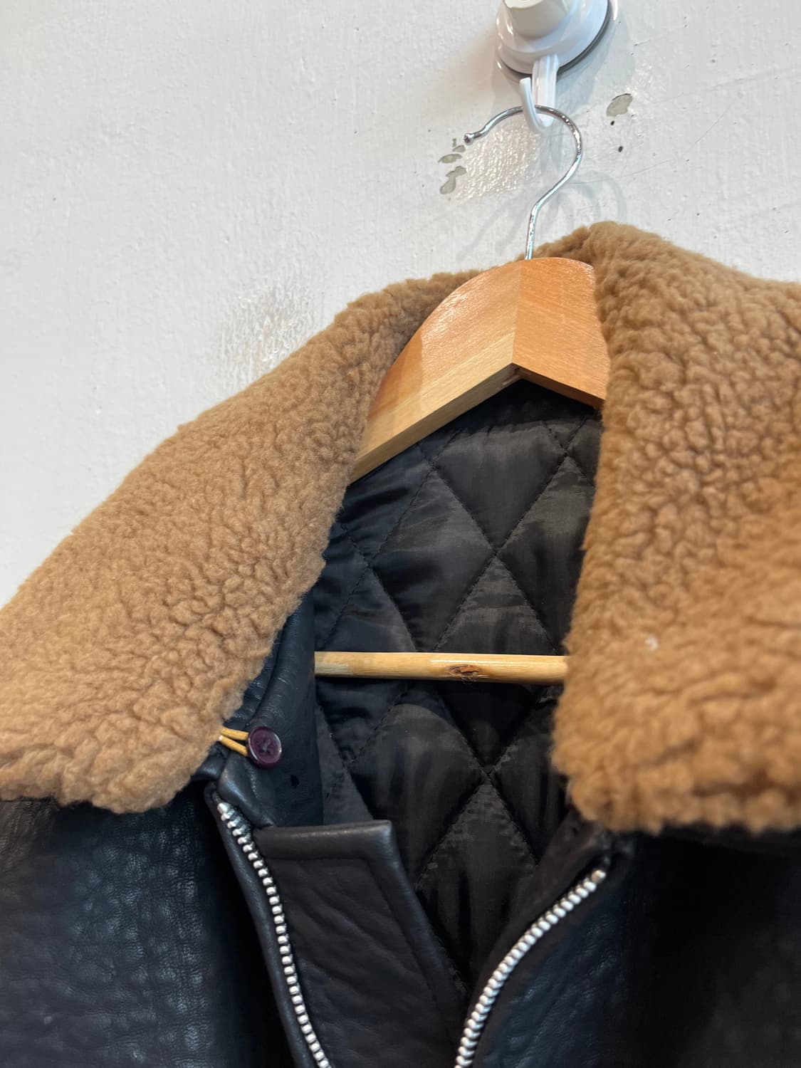 Veil 레더 봄버자켓 상품이미지7