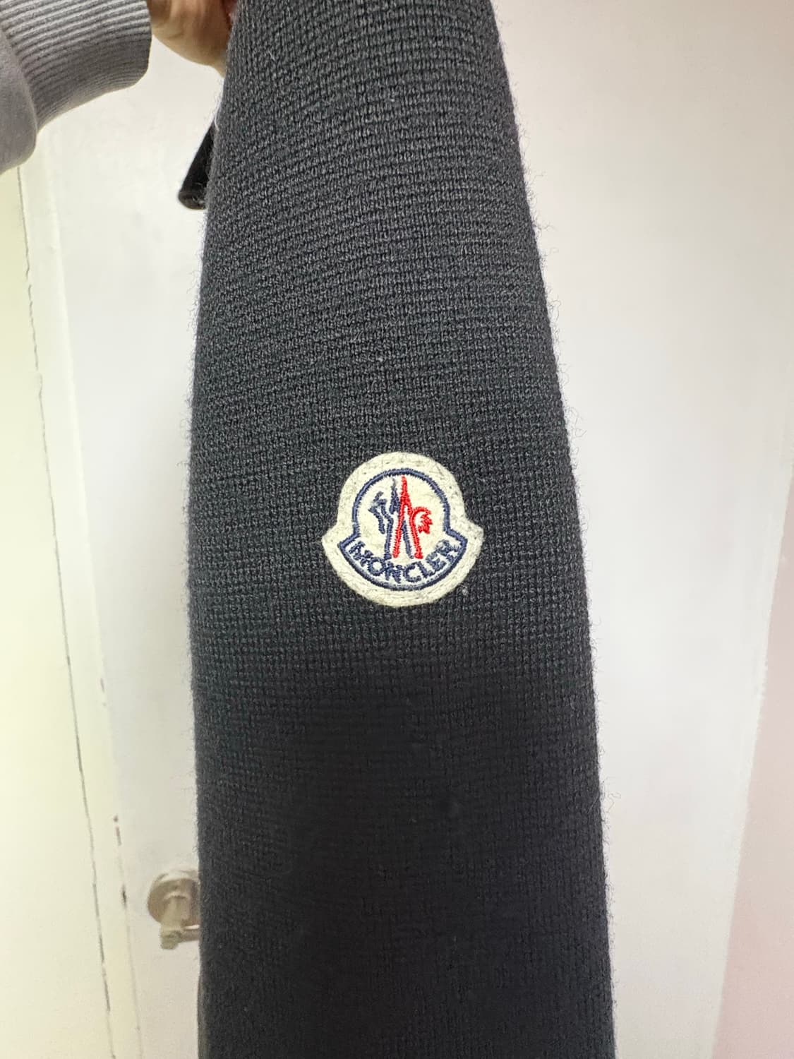 정품 몽클레어 니트패딩 M 판매합니다 상품이미지2