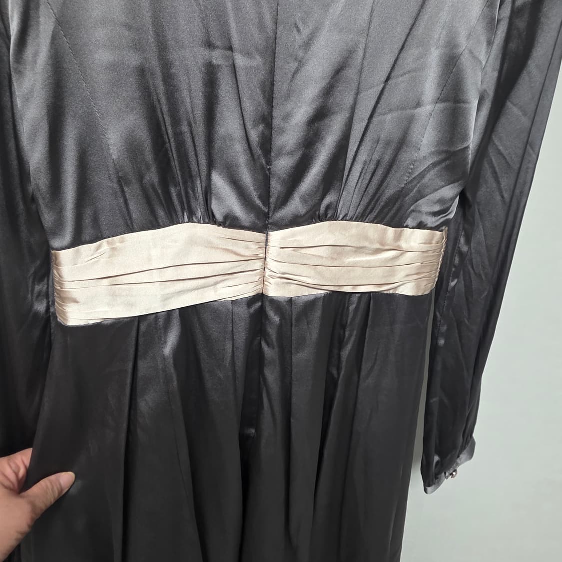 모조에스핀 실크 롱 슬리브 미니 원피스 상품이미지7