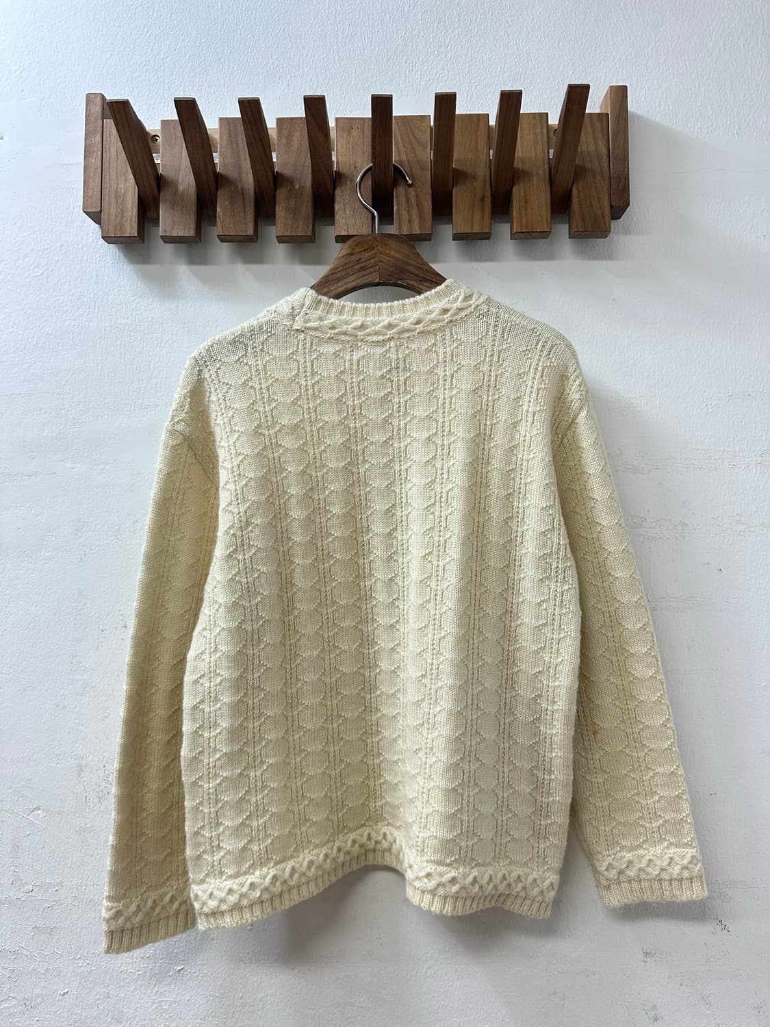 일본빈티지 아이보리 아란 텍스처 울100% 스웨터 니트 상품이미지4