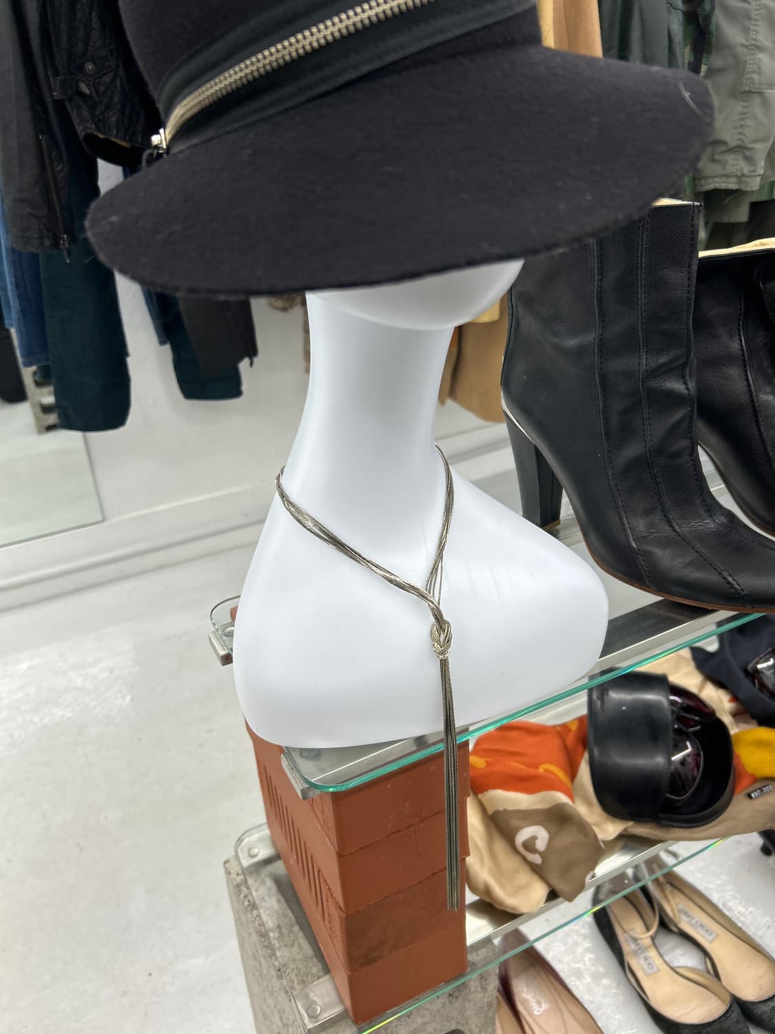 실버 태슬스트랩 목걸이 상품이미지2