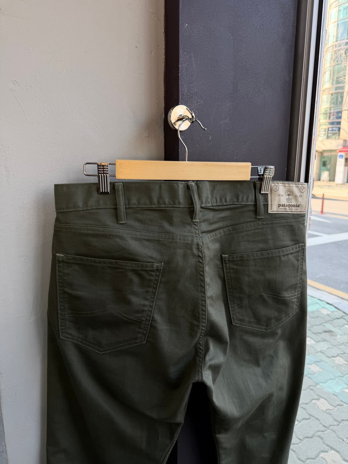 34/ 파타고니아 백패치 치노 팬츠 상품이미지6