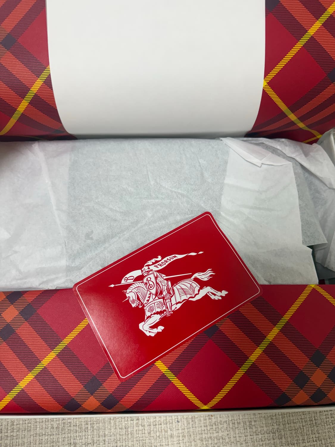 버버리 24fw 리버서블 울혼방 머플러 상품이미지8