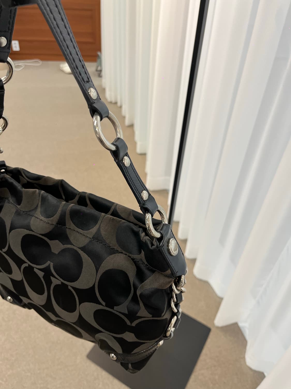 Coach Basic Square Shoulder Bag 상품이미지5